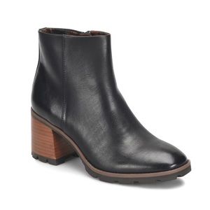 Kork’s Chandler Bootie Black Vegan Leather Lug Sole Bootie Chunky Block Heel 8.5